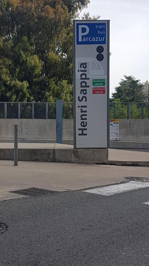 New Cheap Private Room, Kitchen , Overwieuw Sea,Tram On Spot, 12 Minutes From Nice Train Station With Tram , Beach In 17 Min Tram , Chambre Privee Pas Cher, Cuisine Equipee , Tram Sur Place, Apercu Mer, 12 Min De La Gare De Nice Avec Le Tram, 17 Min Bagian luar foto